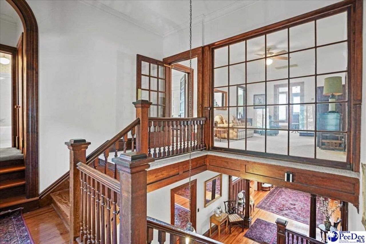 306 W Main Street Photo 39