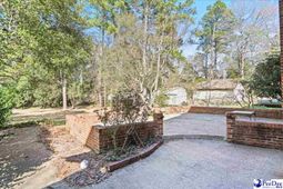 306 W Main Street photo 4