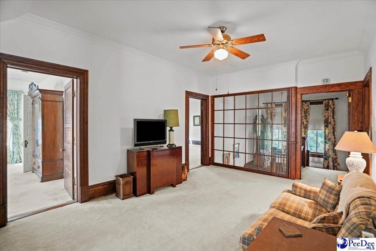 306 W Main Street Photo 42