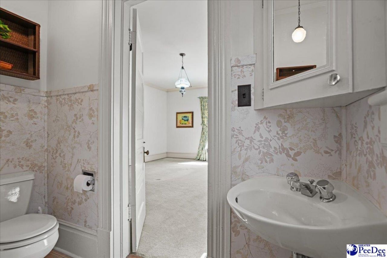 306 W Main Street Photo 53