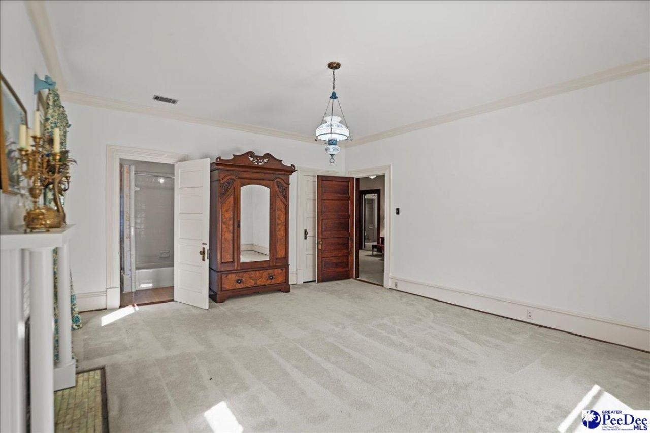 306 W Main Street Photo 56