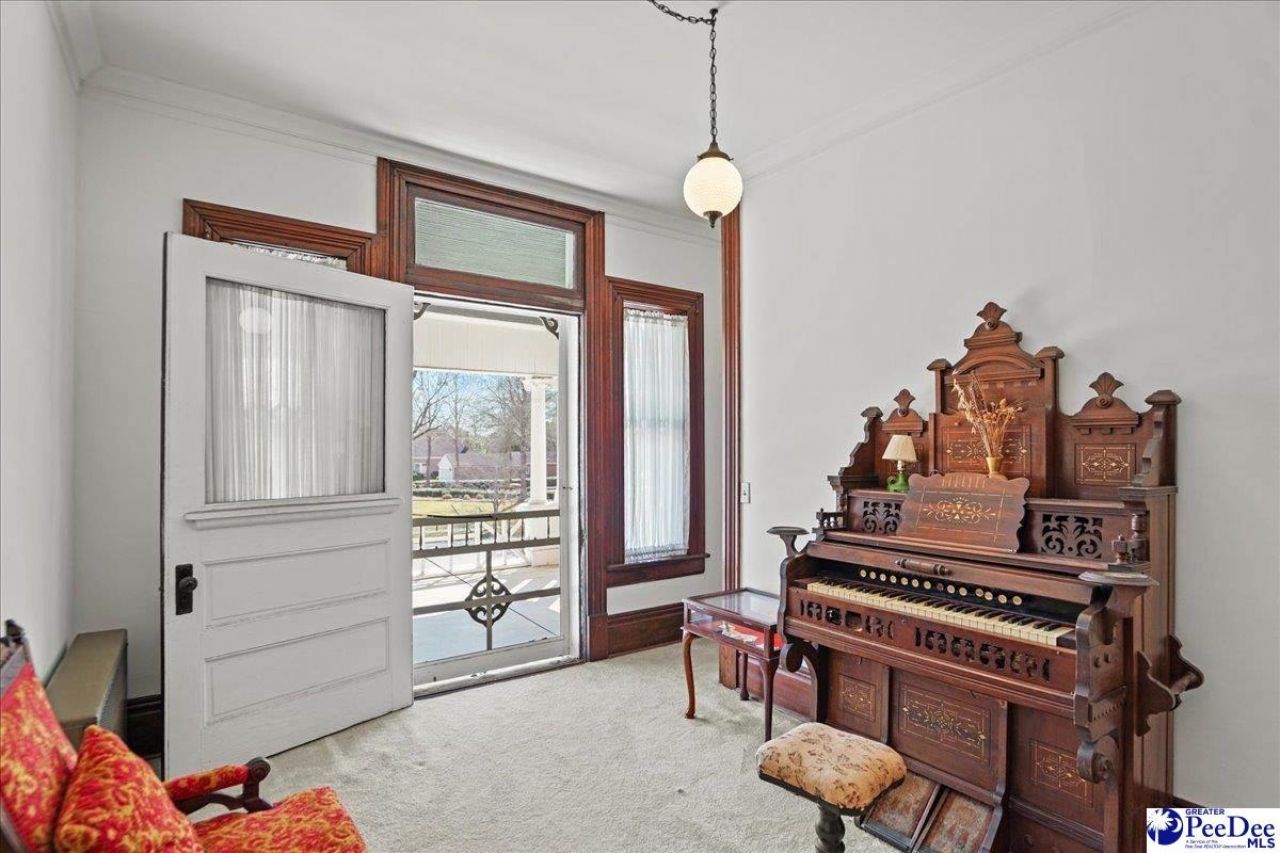 306 W Main Street Photo 59