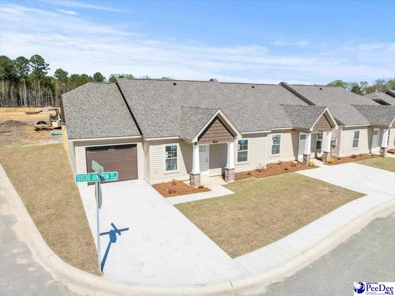 1717 Tuxedo Junction Photo 32