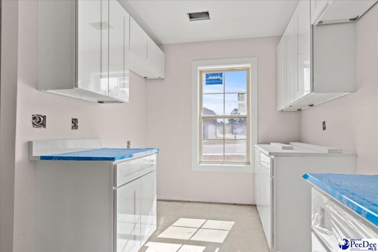 1717 Tuxedo Junction Photo 7