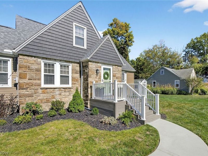 39119 Johnnycake Ridge Road, Willoughby, OH 44094 Photo 2