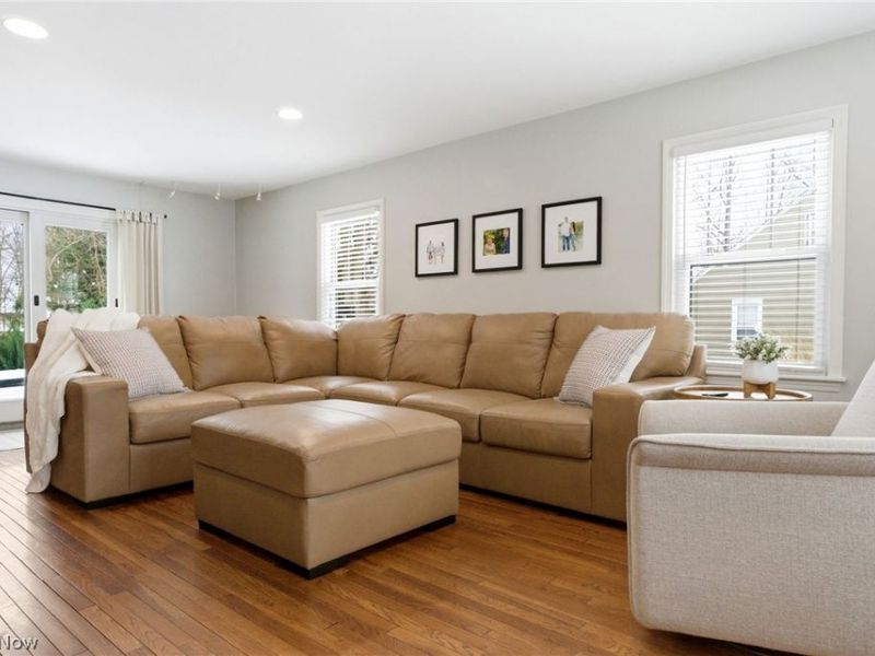 39119 Johnnycake Ridge Road, Willoughby, OH 44094 Photo 5