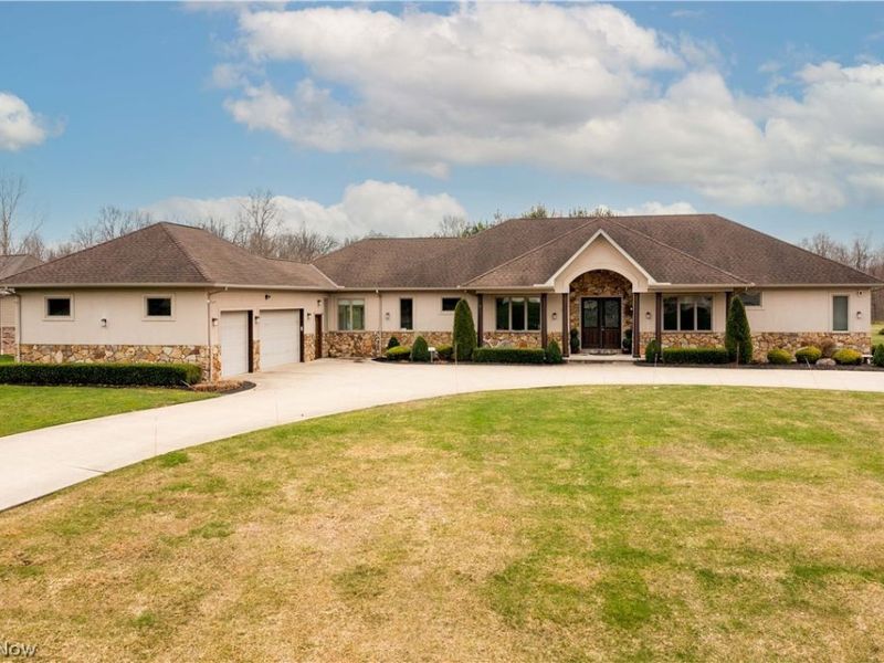 2240 Sunrise Oval , Medina, OH 44256 Photo 1