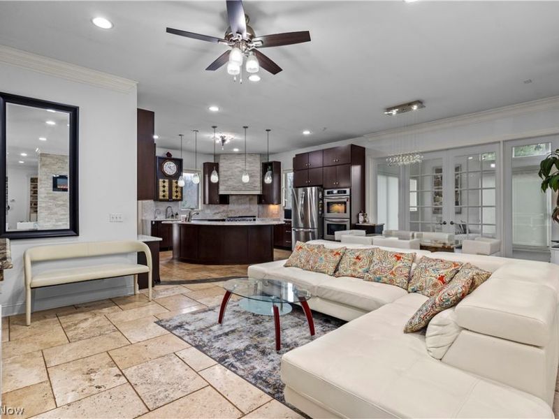 2240 Sunrise Oval , Medina, OH 44256 Photo 4