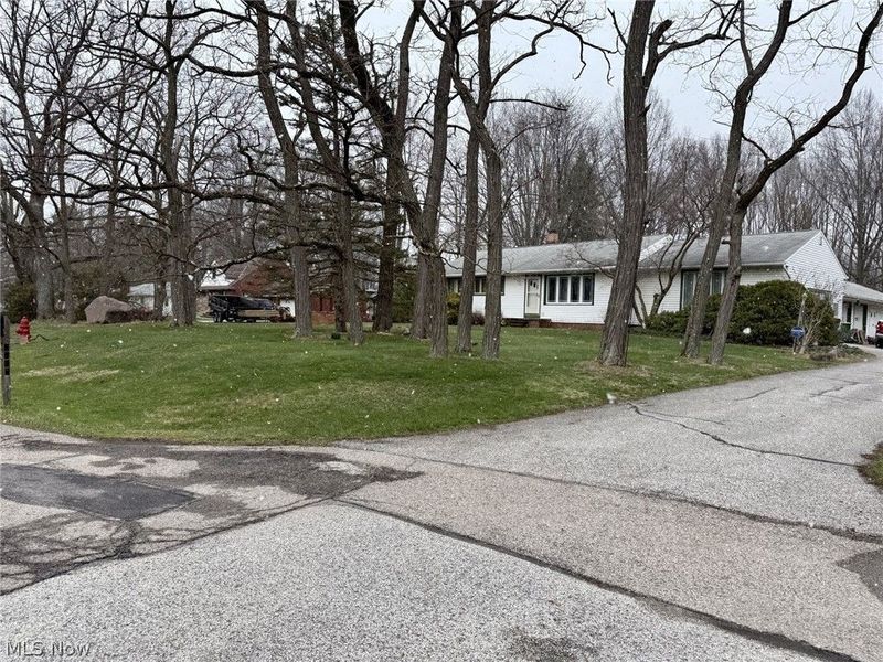 2919 Emerald Lakes Boulevard , Wickliffe, OH 44092 Photo 2