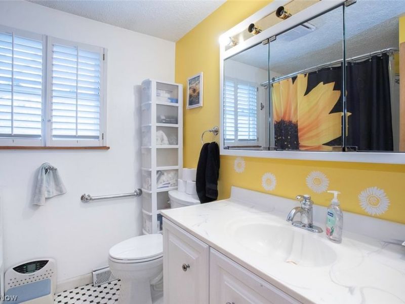 4972 Northview Court , Vermilion, OH 44089 Photo 20