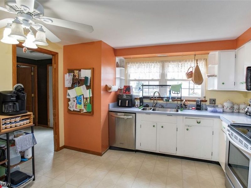 4972 Northview Court , Vermilion, OH 44089 Photo 5