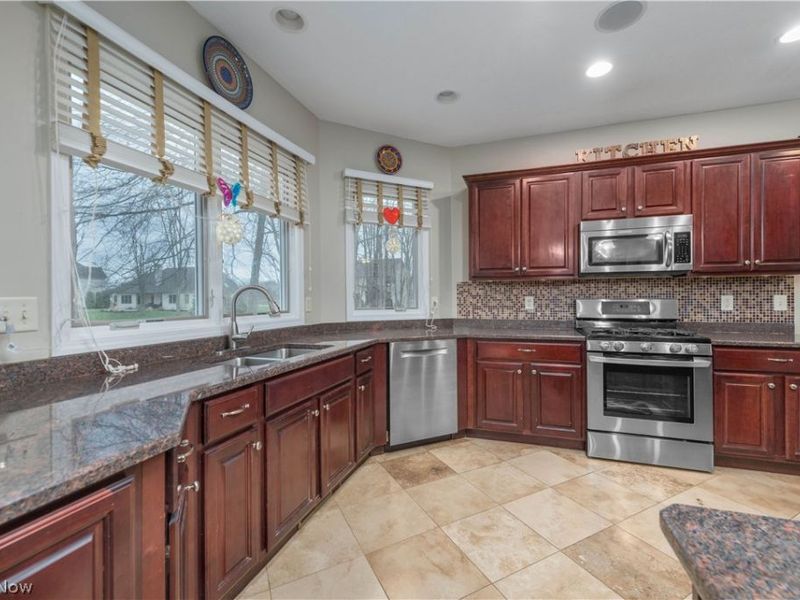 33571 Augusta Way , Avon, OH 44011 Photo 13