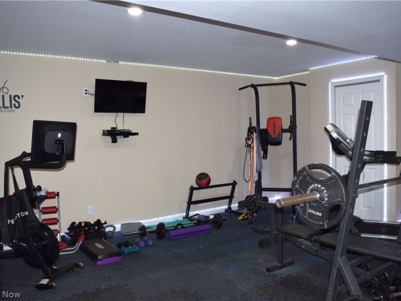 2027 Meadowood Boulevard , Twinsburg, OH 44087 Photo 36