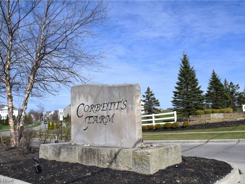 2027 Meadowood Boulevard , Twinsburg, OH 44087 Photo 49