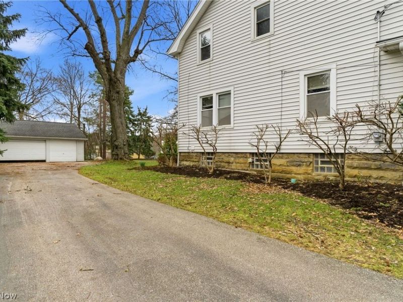1771 S Green Road , Cleveland, OH 44121 Photo 5