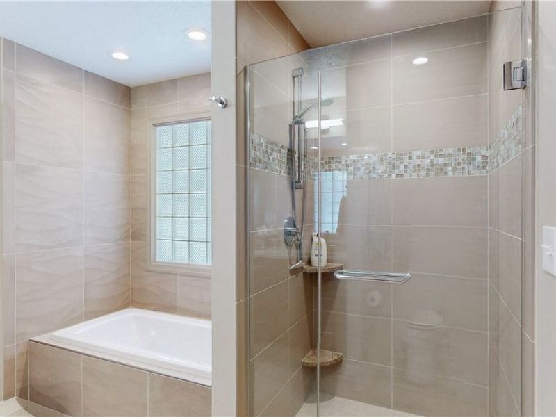 255 Lake Pointe Drive , Akron, OH 44333 Photo 18