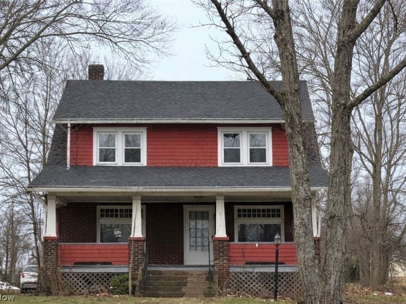 2116 Elm Street, Youngstown, OH 44505 Photo 1