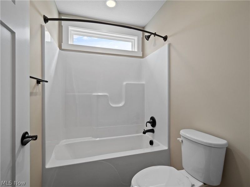 34270 Brookside Lane , North Ridgeville, OH 44039 Photo 35