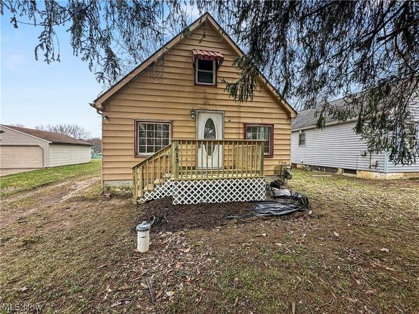 613 N Raccoon Road , Austintown, OH 44515