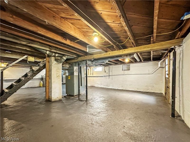 613 N Raccoon Road , Austintown, OH 44515 Photo 13