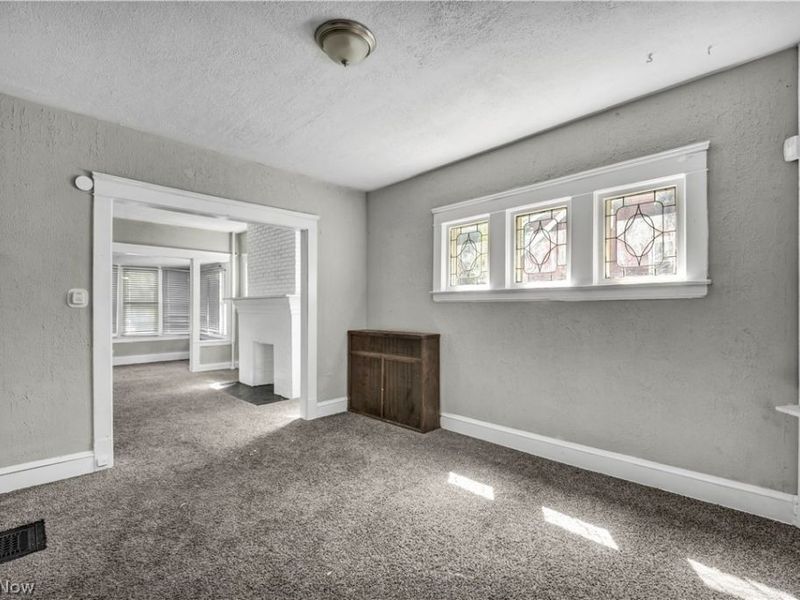 9801 Empire Avenue, Cleveland, OH 44108 Photo 13
