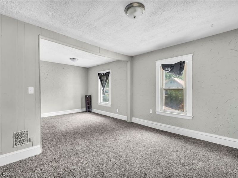 9801 Empire Avenue, Cleveland, OH 44108 Photo 20