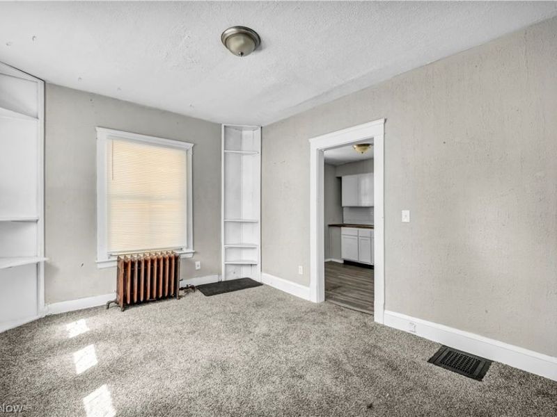 9801 Empire Avenue, Cleveland, OH 44108 Photo 8