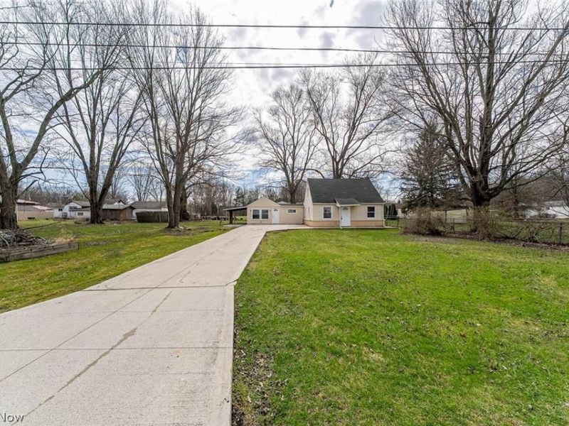 36094 Home Crest Drive , North Ridgeville, OH 44039 Photo 1