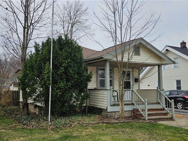 20607 Stanford , Fairview Park, OH 44126