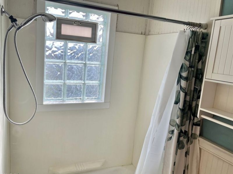 219 S Main Street , Creston, OH 44217 Photo 13