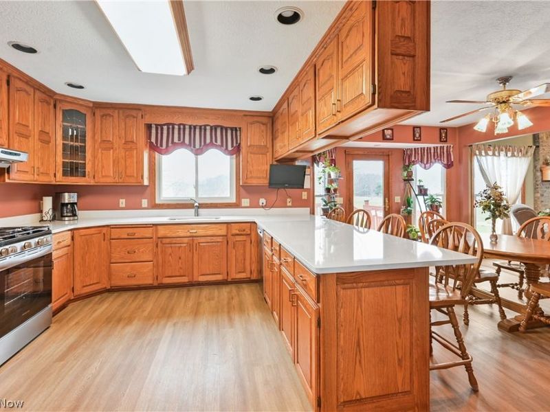 41670 Smith Road , Wellington, OH 44090 Photo 19