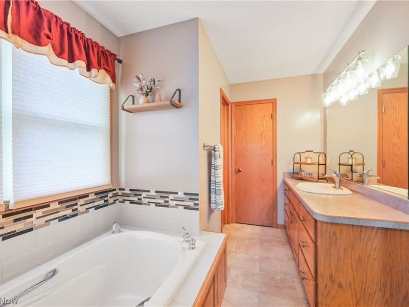 41670 Smith Road , Wellington, OH 44090 Photo 32