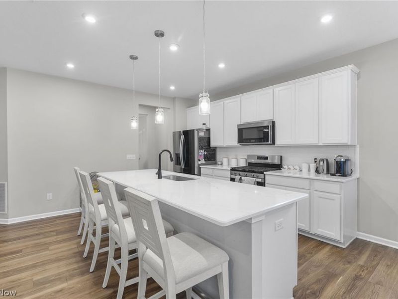 98 Benjamin Way , Tallmadge, OH 44278 Photo 9