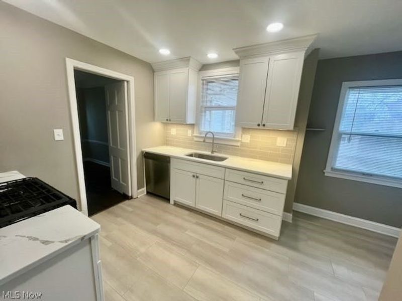 2196 Cranston Road , University Heights, OH 44118 Photo 7