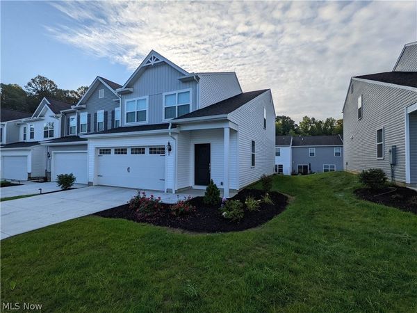 1363 Maple Grove Lane , Green, OH 44685