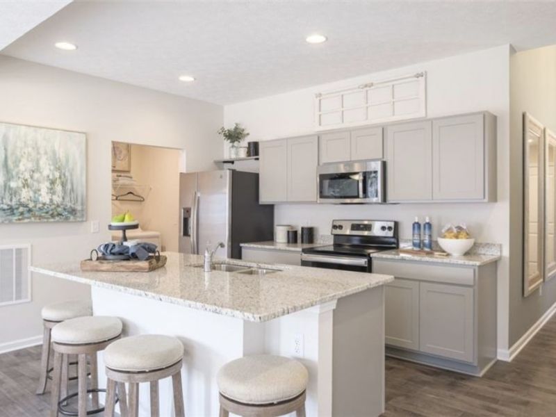 1363 Maple Grove Lane , Green, OH 44685 Photo 2