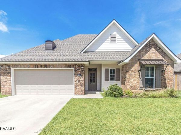 206 Safe Haven Drive , Carencro, LA 70520