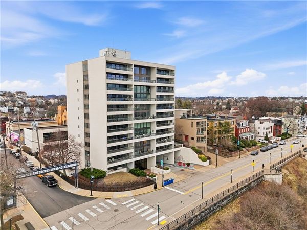 111 Grandview Ave, Unit 403, Pittsburgh, PA 15211