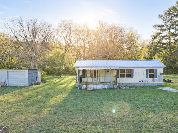 10 Farm Road, Taylorsville, GA 30178