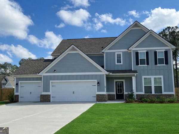 63 Whites Pond Road, Moreland, GA 30259