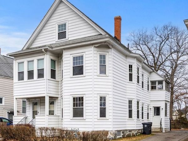 115-117 Oakland Ave, Methuen, MA 01844