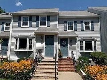 73 Village St, Unit 73, Easton, MA 02375