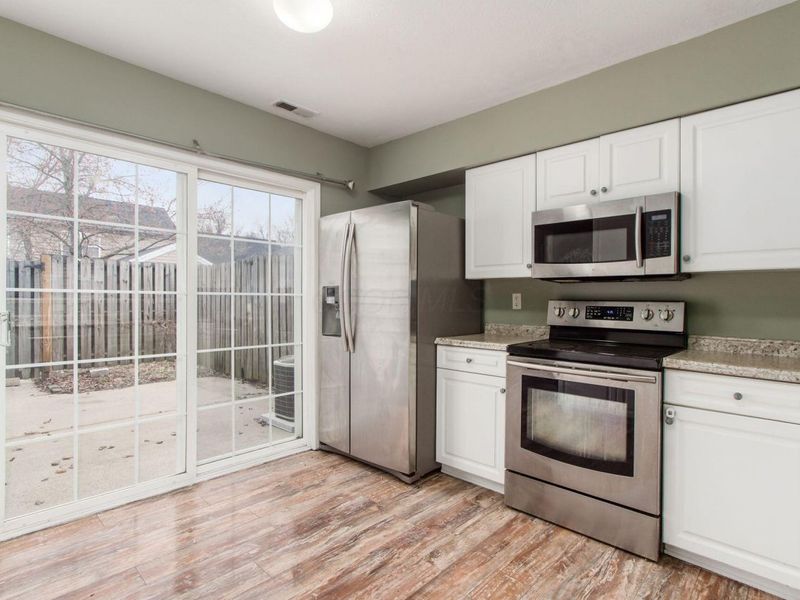 372 Dysar Run Drive , Blacklick, OH 43004 Photo 10