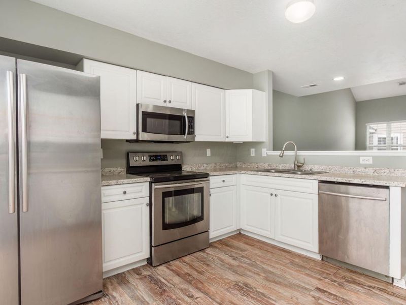 372 Dysar Run Drive , Blacklick, OH 43004 Photo 11