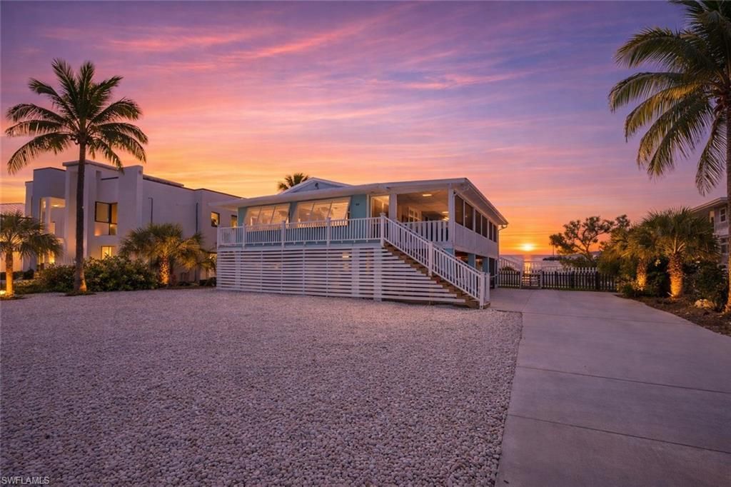 119 Andre Mar Dr, Fort Myers Beach, FL 33931 Main Photo