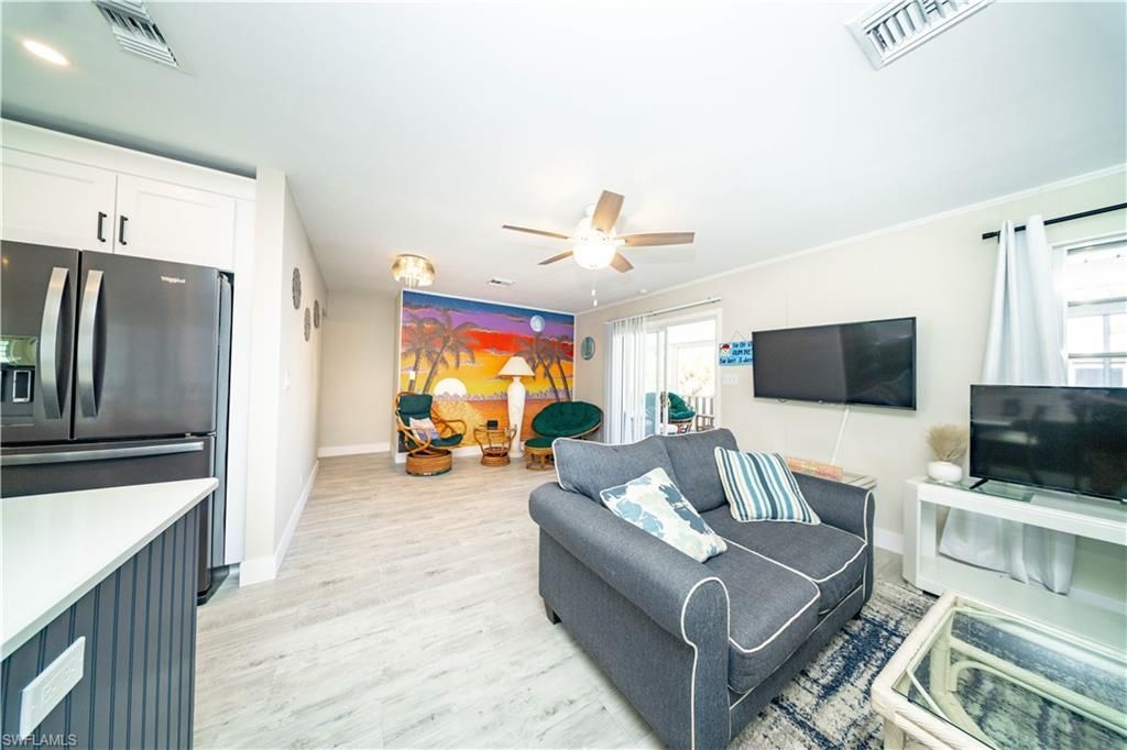 119 Andre Mar Dr, Fort Myers Beach, FL 33931 Photo