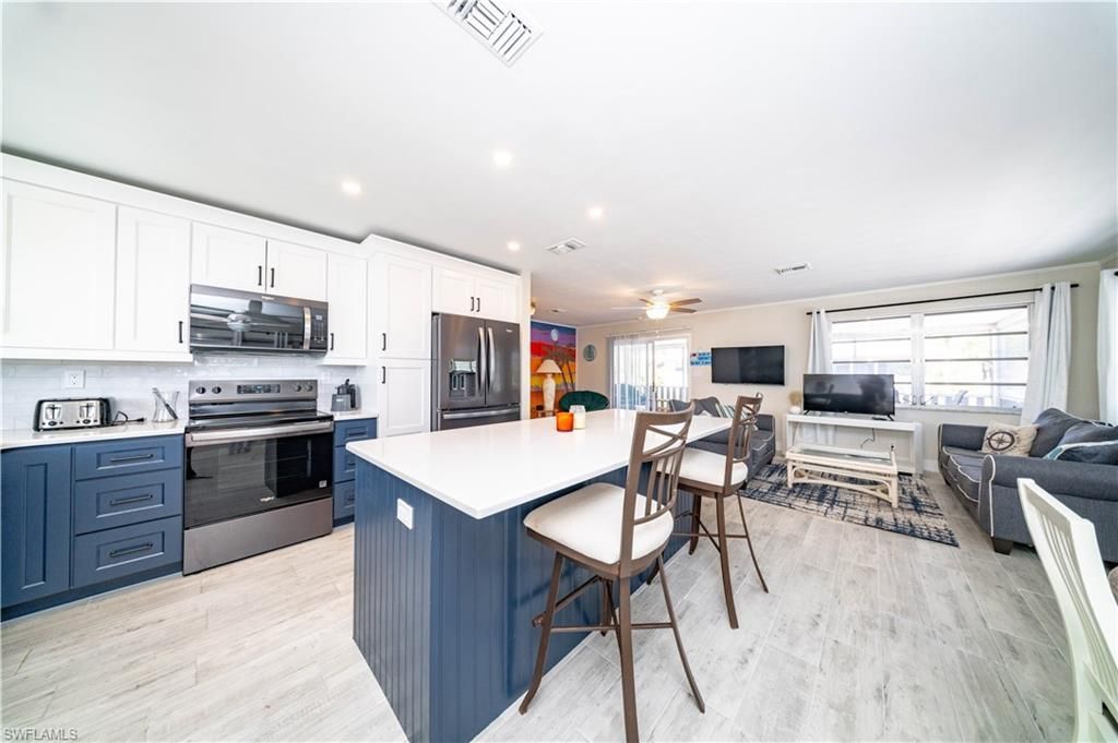 119 Andre Mar Dr, Fort Myers Beach, FL 33931 Photo