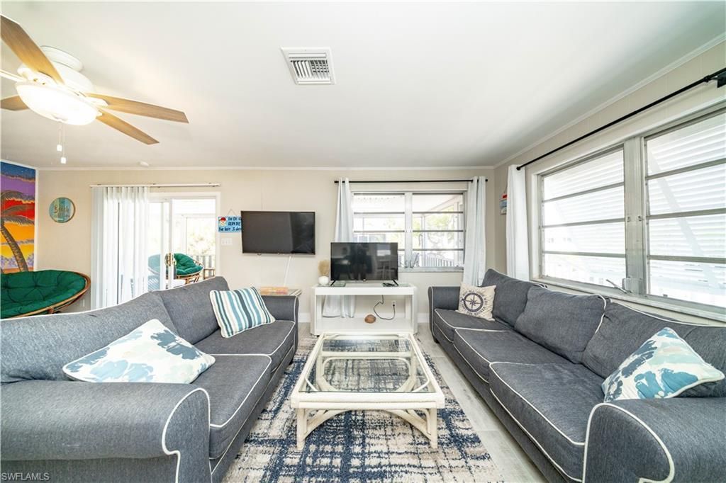 119 Andre Mar Dr, Fort Myers Beach, FL 33931 Photo