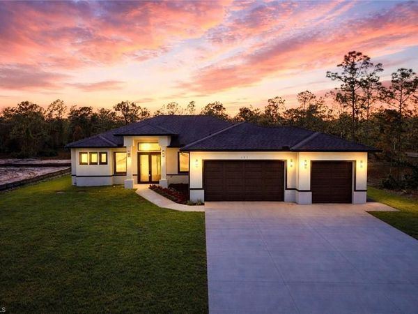 121 Moore AVE , LEHIGH ACRES, FL 33936