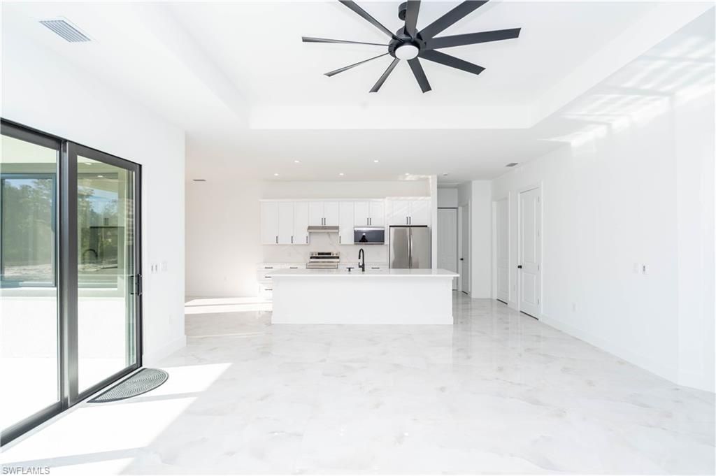 121 Moore Ave , Lehigh Acres, FL 33936 Photo